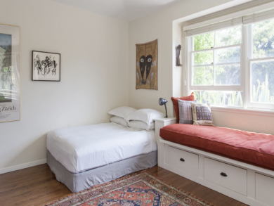 Hollywood Hills Four Bedroom Vacation Home with Pool & Spa
